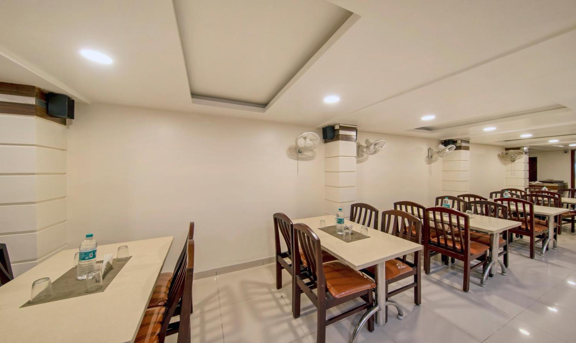 Hotel Treebo Sam Residency à Coimbatore Extérieur photo
